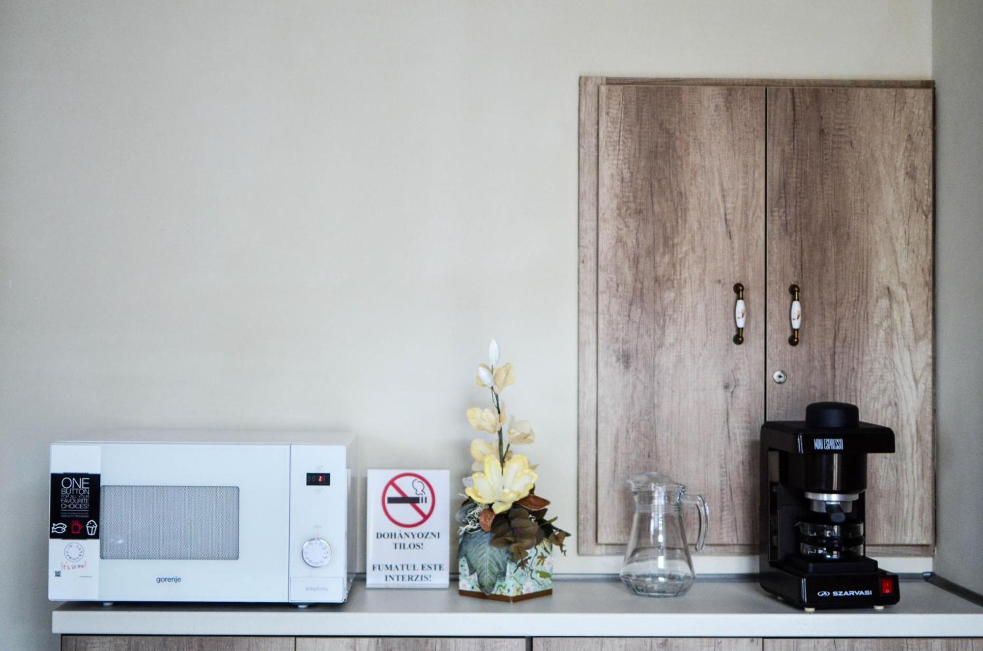 Pava Apartmanhaz Makó Zewnętrze zdjęcie