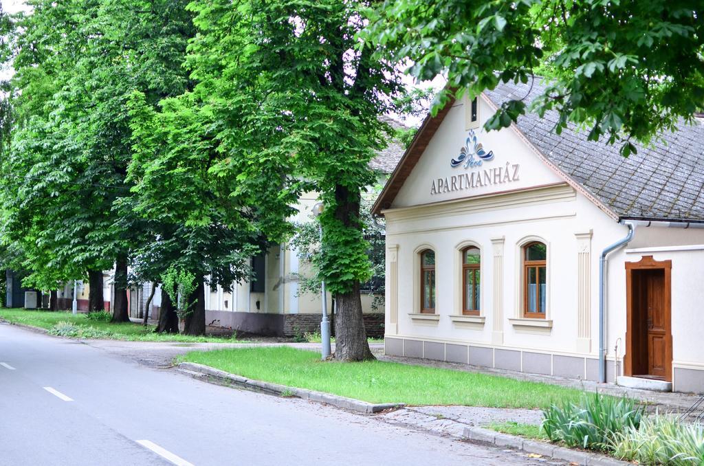 Pava Apartmanhaz Makó Zewnętrze zdjęcie