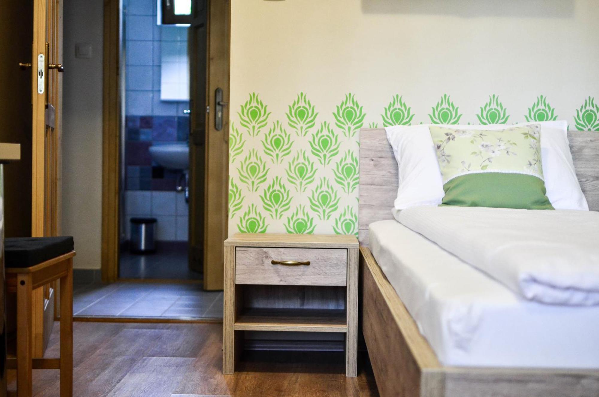 Pava Apartmanhaz Makó Zewnętrze zdjęcie